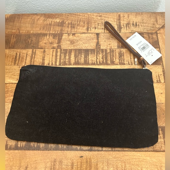 LOFT LIVE LOVE LOFT BLUE BEADED SEQUINS WRISTLET CLUTCH COSMETICS BAG 10x6 NWT - Picture 2 of 4